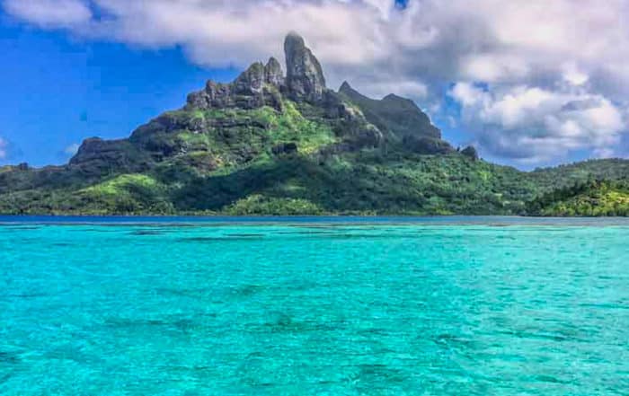 Mount-Otemanu-Bora-Bora