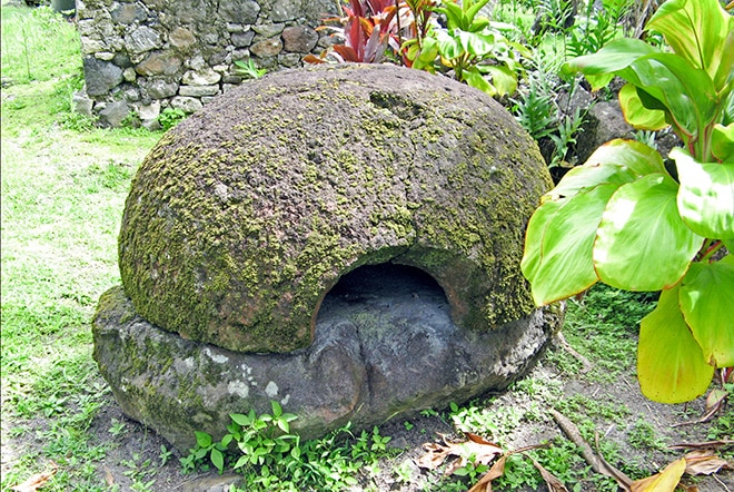 Four à pain de Akamaru, Gambier. © Tahiti Heritage