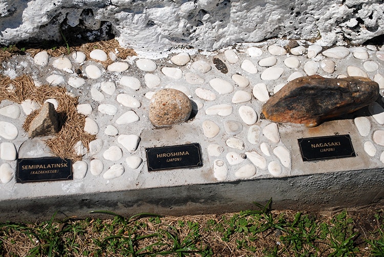Lieu de mémoire des essais nucléaires, place Bounty à Papeete en 2010