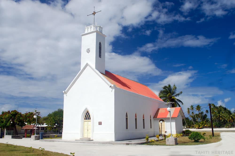 Eglise Saint-Dominique de Fangatau, Tuamotu. © Tahiti Heritage