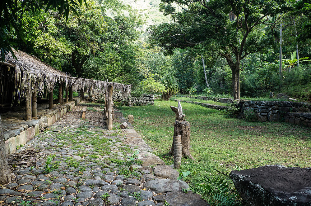 Site archéologique de Mania à Ua Pou. Photo Rita Willaert