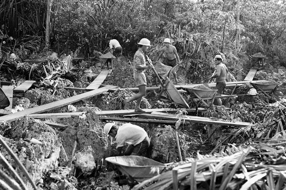 Ouvriers du phosphate à Makatea