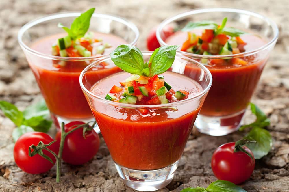 Jus de tomates au basilic