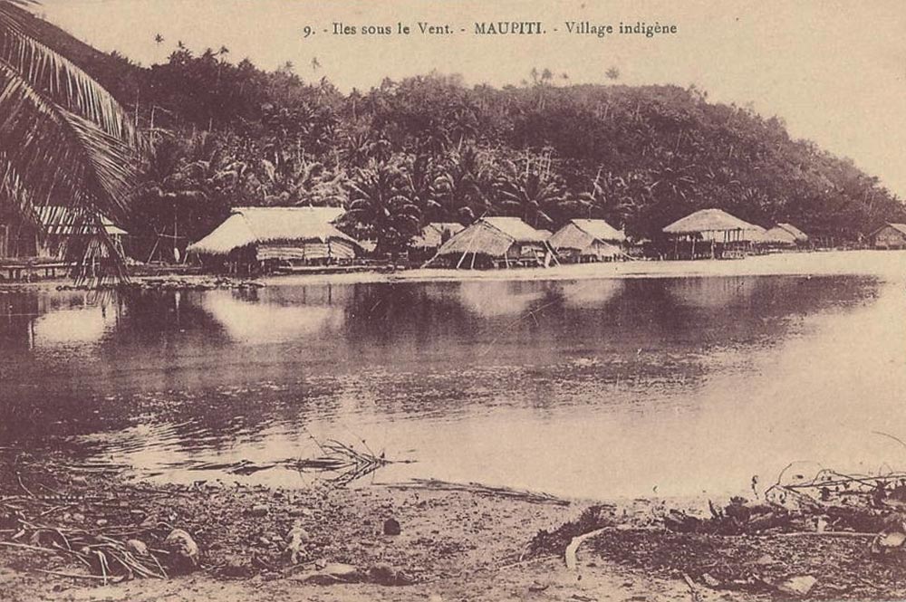 Le village de Vaiea à Maupiti vers 1910